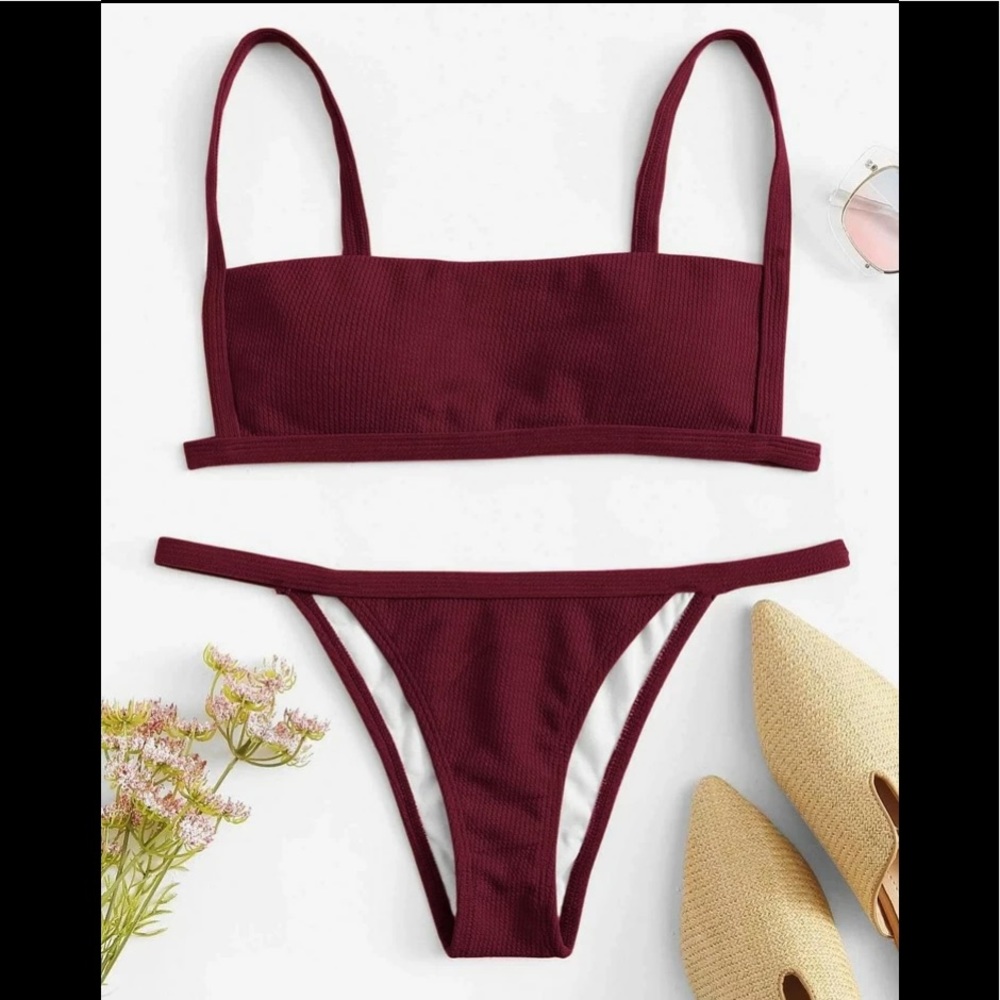 NWOT Burgundy ribbed Brazilian bikini